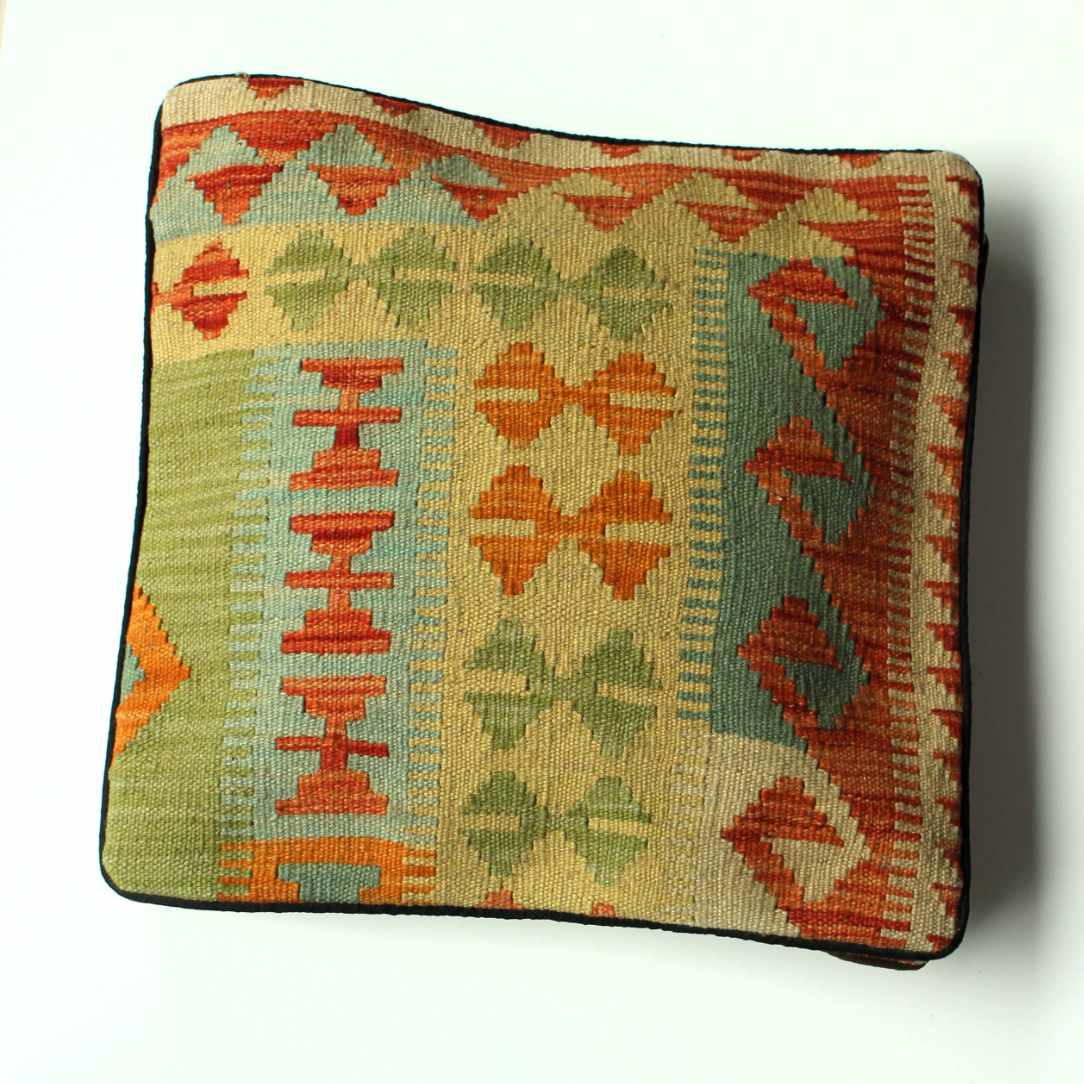 Kelimkissen mit ornamenten bunt - rot, orange, lindgrün, türkis