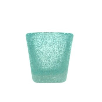 Mundgeblasenes Schnapsglas oder Espressobecher, Memento mit eingeschlossenen Luftbläschen türkis