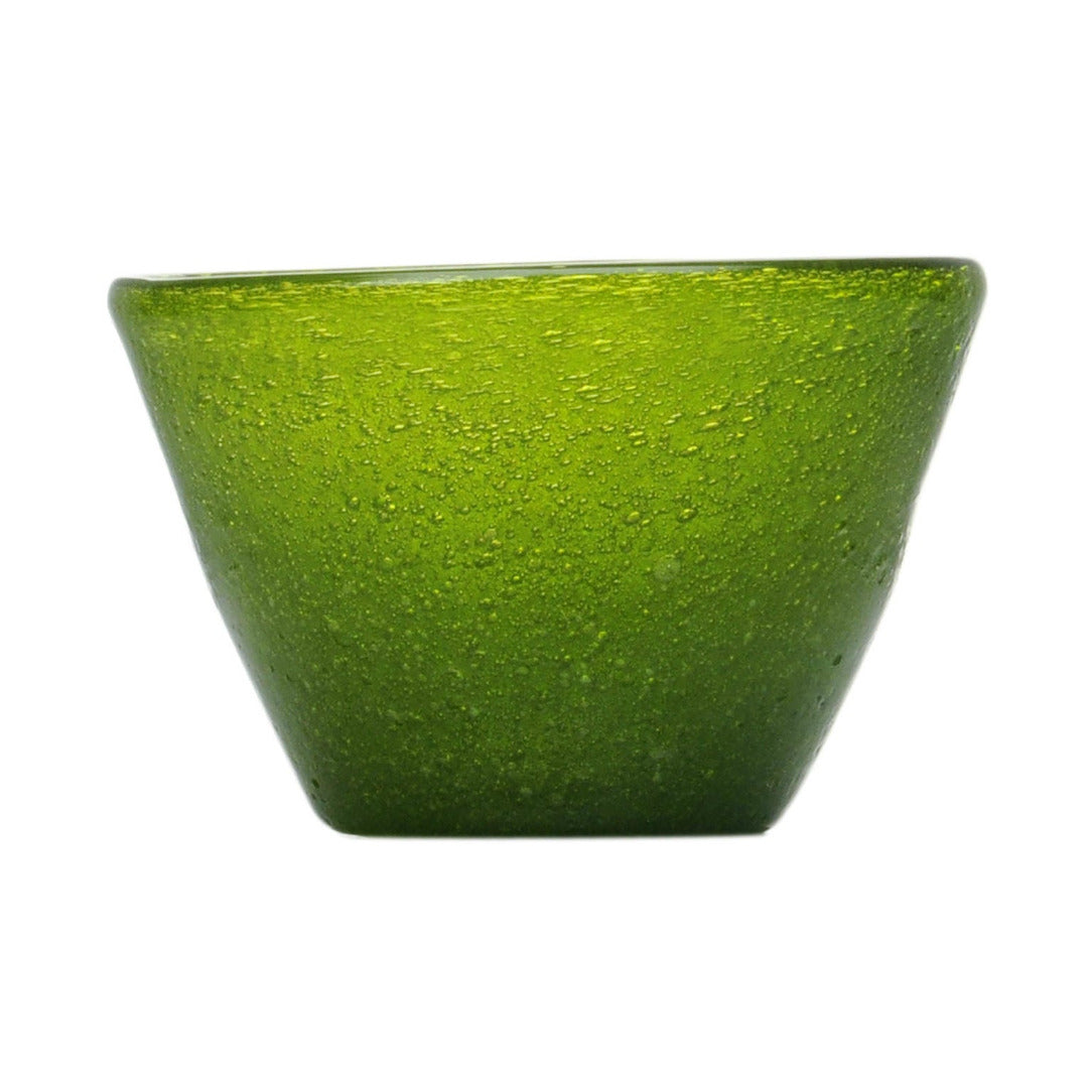 Große Glasschüssel mit eingeschlossenen Luftbläschen in oliv