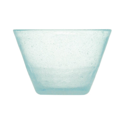 Große Glasschüssel von Memento mit eingeschlossenen Glasbläschen in hellblau