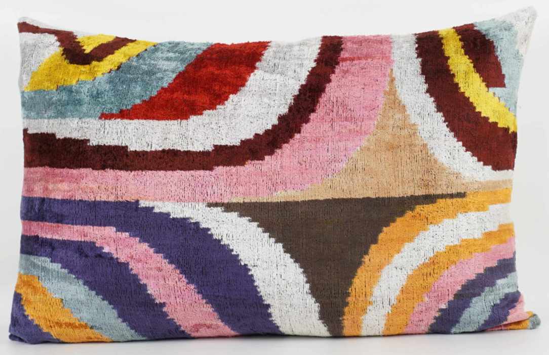 Kissen aus Seidenvelvet mit bunten Kurven - 40 x 60 cm